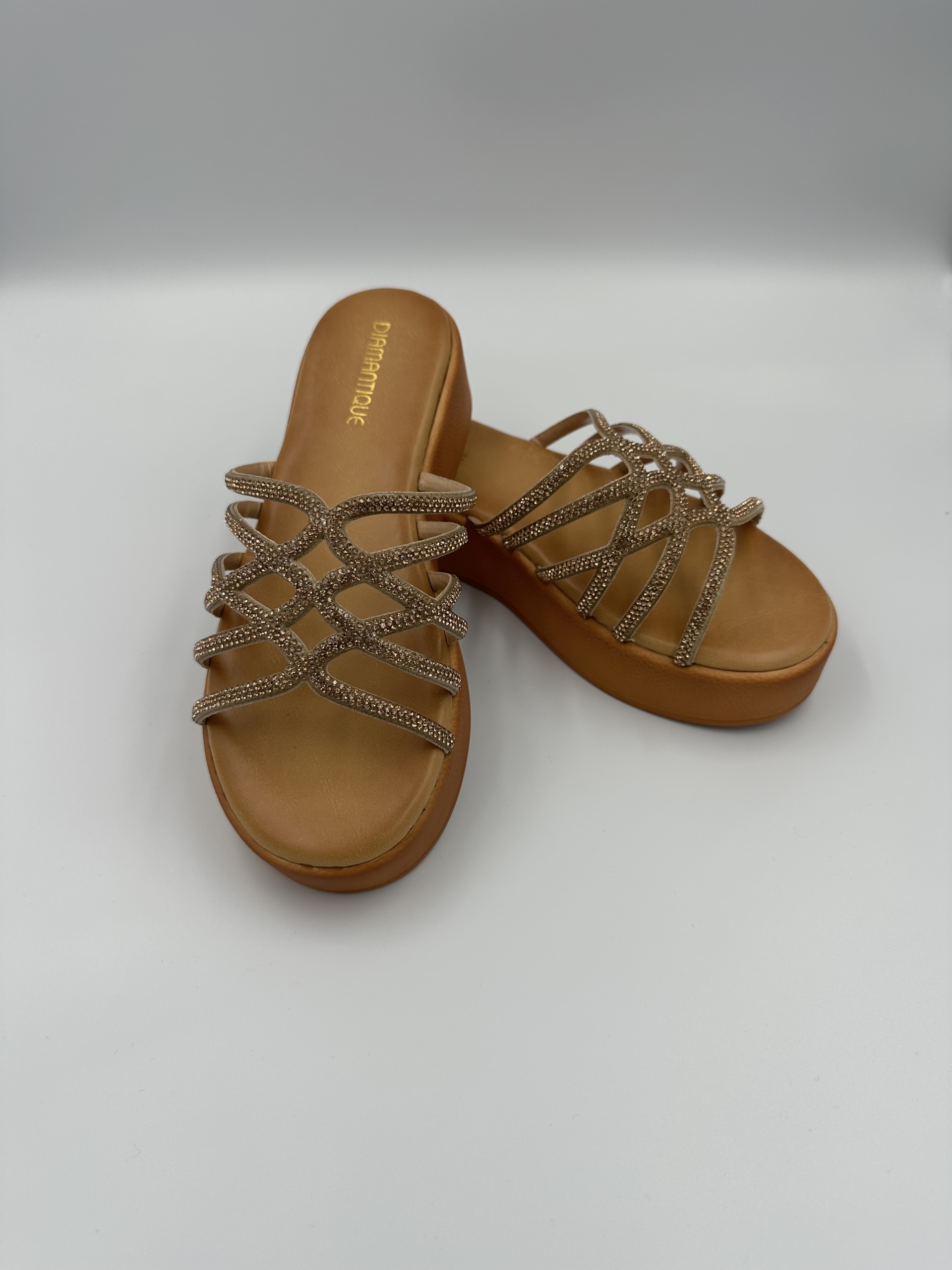 Γυναικεία Flatform με χρυσό στρας - Image 3